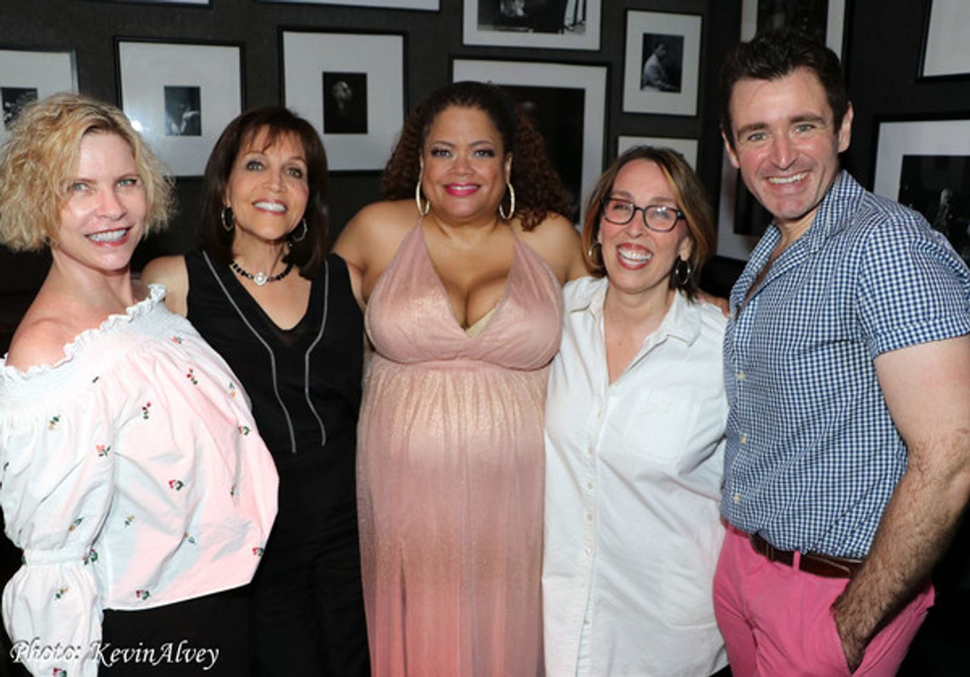 Photo Flash: Natalie Douglas Returns To Broadway at Birdland  Image