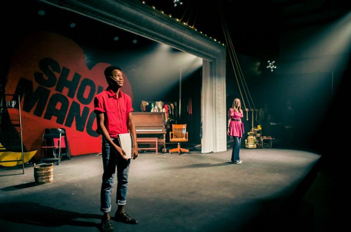 Review: Theater Bug's SHOWMANCE is The Timeless Musical for Theater People of All Ages  Image