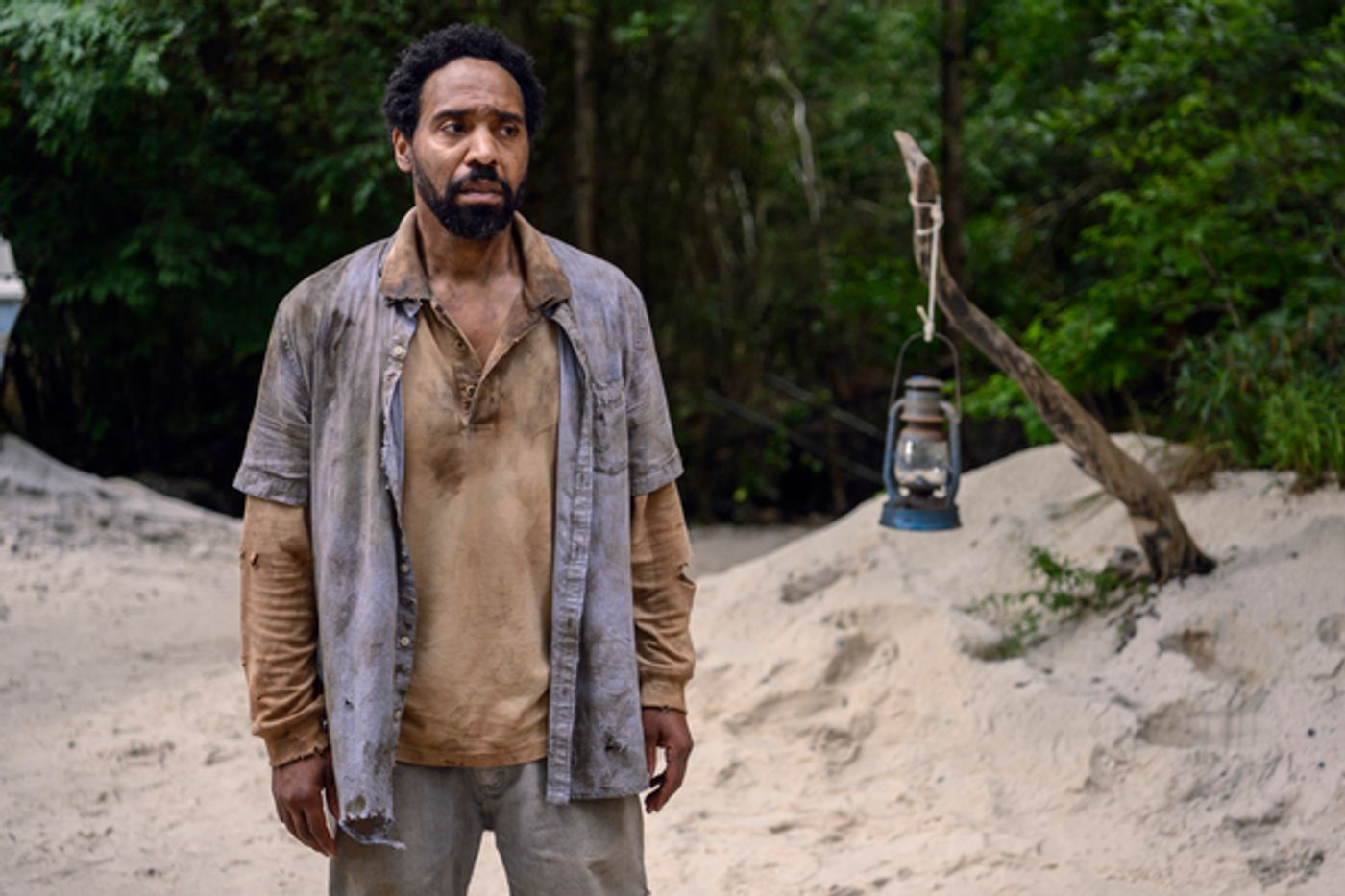 Photo Flash: See First Look Images of Kevin Carroll as Virgil in THE WALKING DEAD  Image