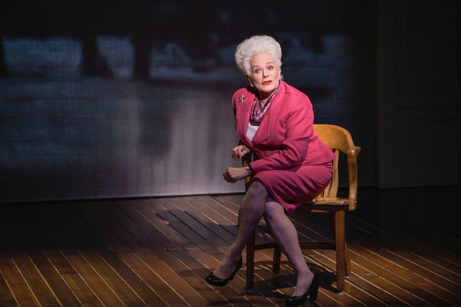 Photo Flash: Libby Villari Stars in Holland Taylor's ANN Image