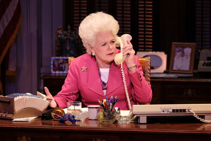 Photo Flash: Libby Villari Stars in Holland Taylor's ANN Image