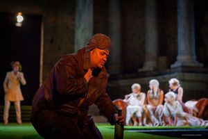 31/07/2019 .-65 Festival de Teatro Clásico de Mérida .- Metamorfosis de Mary Zimmerman. REPARTO
Concha Velasco, Pepe Viyuela
Edu Soto, Adrián Lastra, Pilar Castro, Belén Cuesta, Secun de la Rosa, MarÃa Hervás, Ãngela Cremonte, y Pepe Ocio. EFE/ Jero Morales @ BroadwayWorld 31/07/2019 .-65 Festival de Teatro Clásico de Mérida .- Metamorfosis de Mary Zi Photo