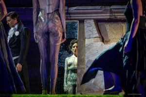 31/07/2019 .-65 Festival de Teatro Clásico de Mérida .- Metamorfosis de Mary Zimmerman. REPARTO
Concha Velasco, Pepe Viyuela
Edu Soto, Adrián Lastra, Pilar Castro, Belén Cuesta, Secun de la Rosa, MarÃa Hervás, Ãngela Cremonte, y Pepe Ocio. EFE/ Jero Morales @ BroadwayWorld 31/07/2019 .-65 Festival de Teatro Clásico de Mérida .- Metamorfosis de Mary Zi Photo