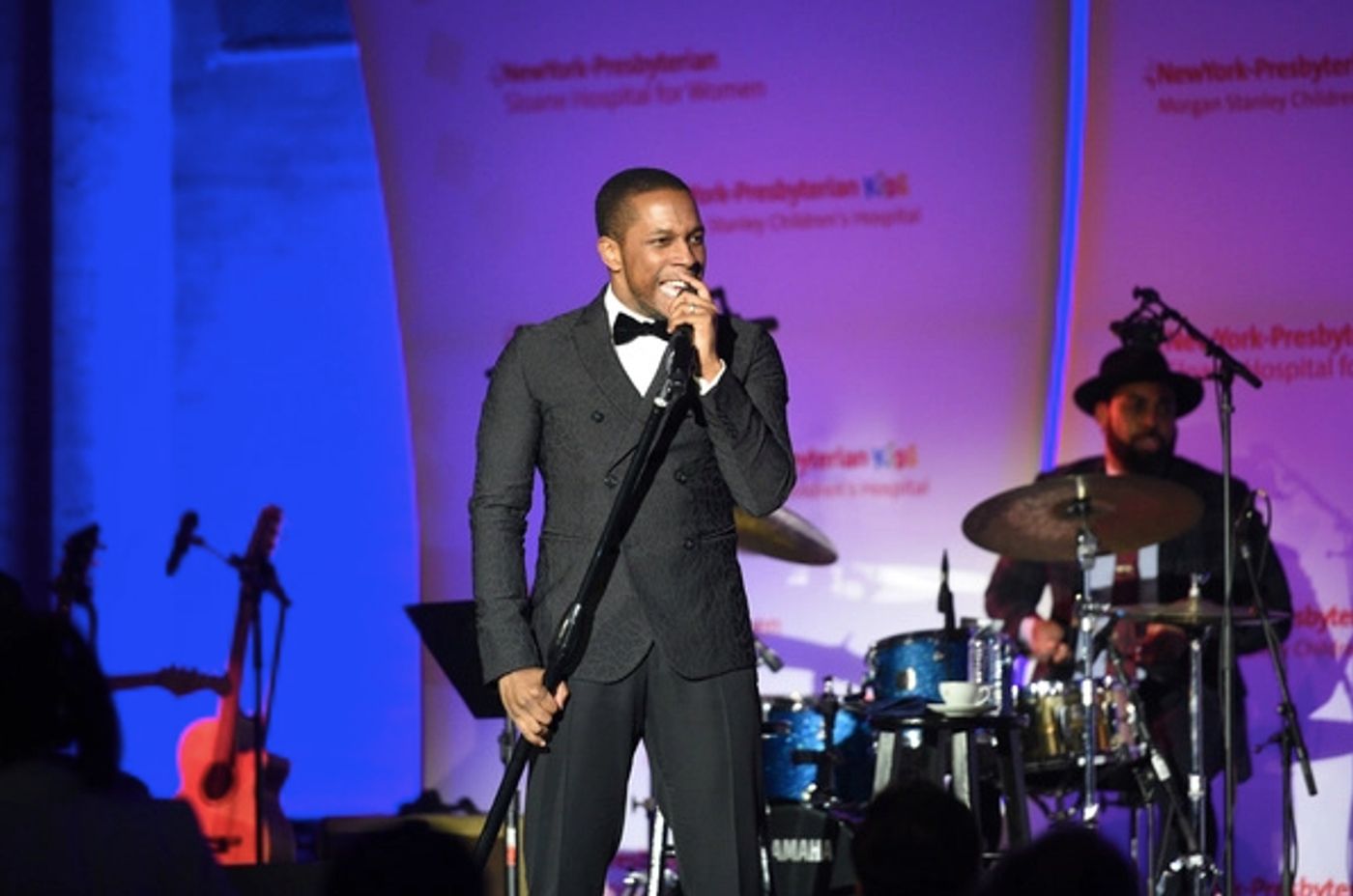 Wake Up With BWW 8/6: THE LITTLE MERMAID LIVE, GRAND HORIZONS on Broadway, and More!  Image