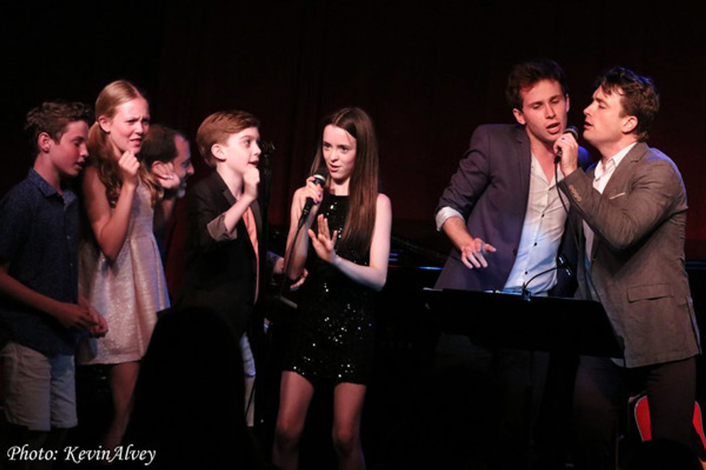 Photo Flash: James Snyder And The Cast of HARRY POTTER AND THE CURSED CHILD Take The Stage At Birdland Photo Flash: James Snyder And The Cast of HARRY POTTER AND THE CURSED CHILD Take The Stage At Birdland Image