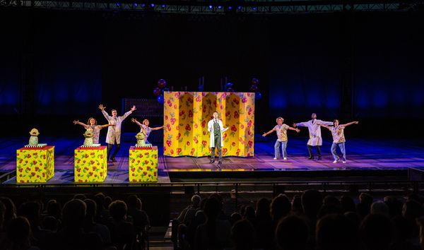 Photo Flash: The Muny's MATILDA Doesn't Let Little Stop Them — photo 5 of 57