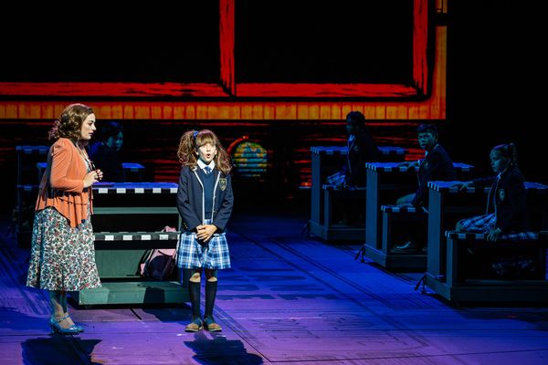 Photo Flash: The Muny's MATILDA Doesn't Let Little Stop Them — photo 18 of 57