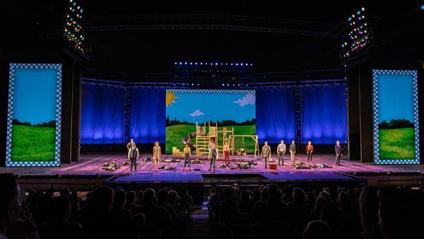 Photo Flash: The Muny's MATILDA Doesn't Let Little Stop Them — photo 34 of 57