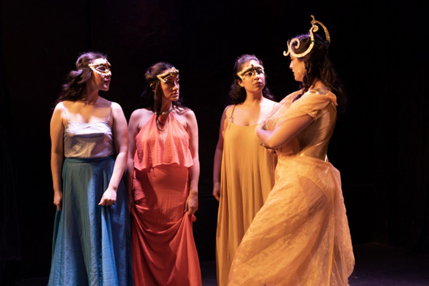 Photo Flash: First Look At SUENO DE UNA NOCHE DE VERANO At The Kraine Theater  Image