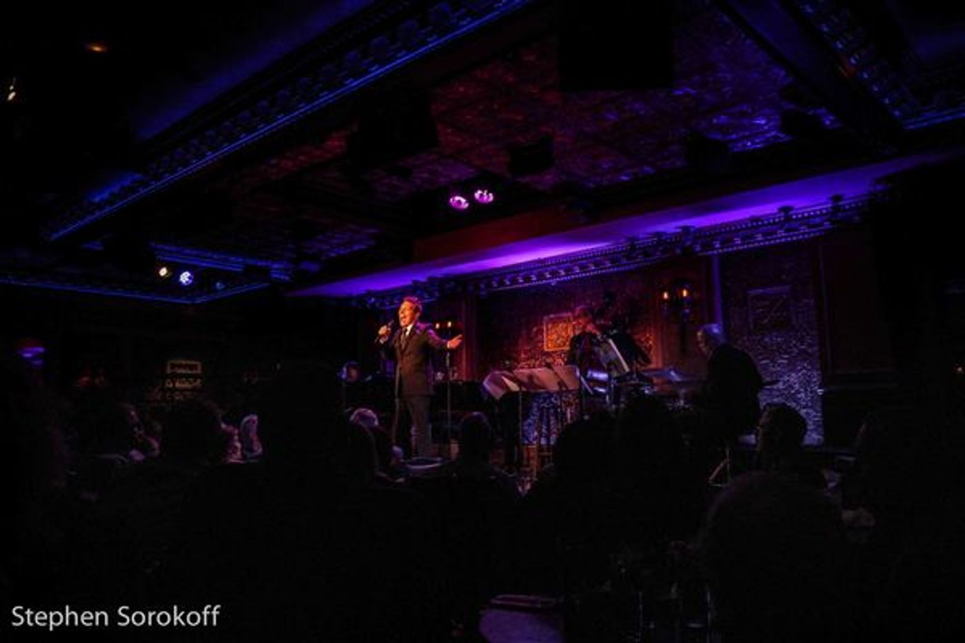 Review: Michael Feinstein Returns to Feinstein's/54 Below With I HAPPEN TO LIKE NEW YORK Review: Michael Feinstein Returns to Feinstein's/54 Below With I HAPPEN TO LIKE NEW YORK Image