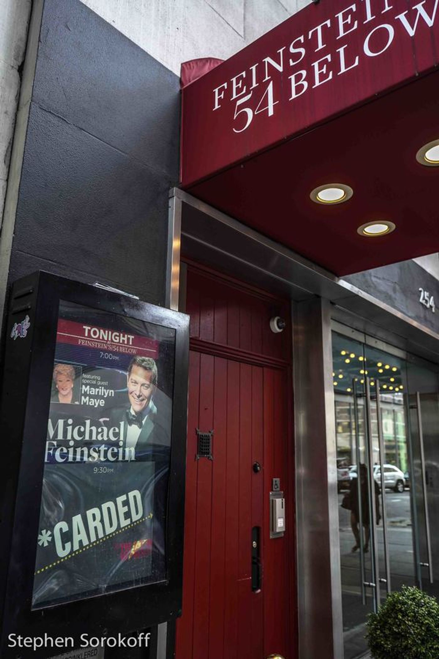 Review: Michael Feinstein Returns to Feinstein's/54 Below With I HAPPEN TO LIKE NEW YORK Review: Michael Feinstein Returns to Feinstein's/54 Below With I HAPPEN TO LIKE NEW YORK Image