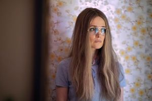 Rose Byrne as Gloria Steinem Photo