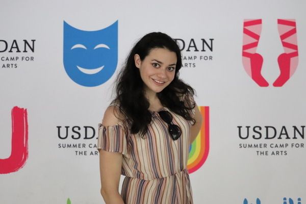 Photo Flash: UN Celebrity Youth Activist and International Recording Artist Meredith O'Connor Connects With Usdan Summer Camp for the Arts Campers  Image