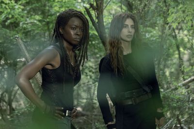Nadia Hilker as Magna, Danai Gurira as Michonne Photo