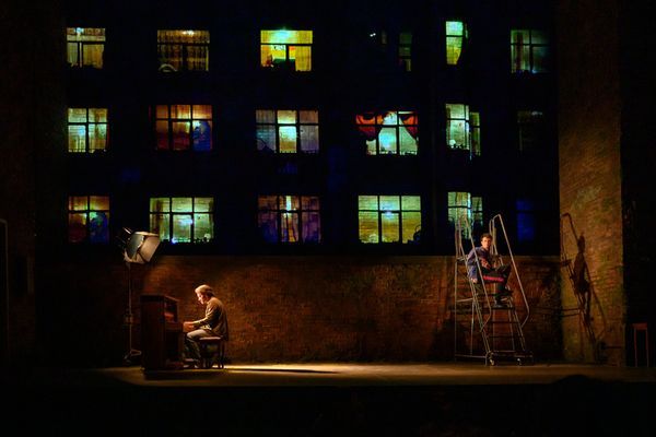 Photo Flash: First Look at Jake Gyllenhaal & Tom Sturridge in SEA WALL/ A LIFE  Image