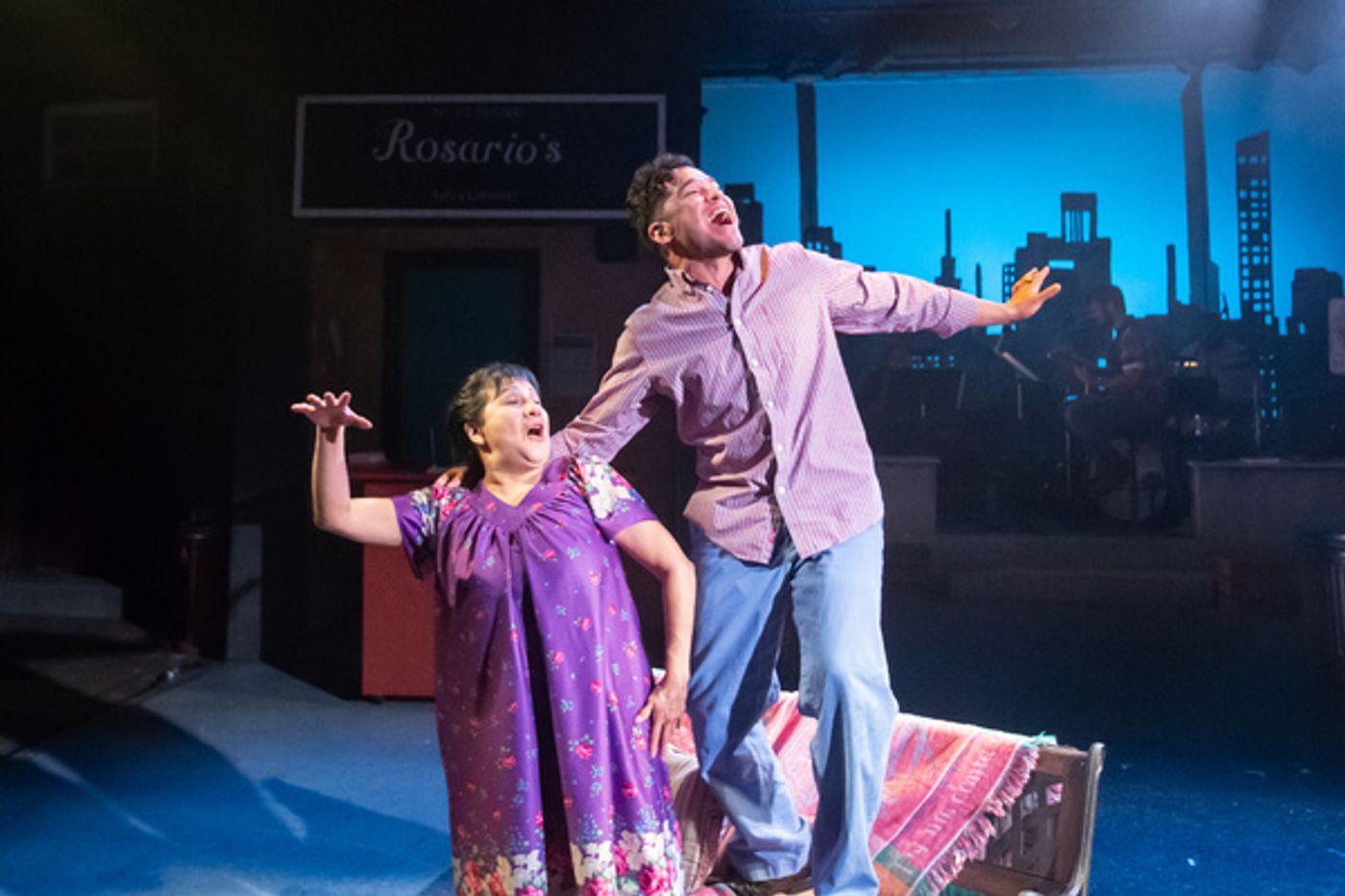 Photo Flash: IN THE HEIGHTS Turns Up The Heat At Crown Center  Image