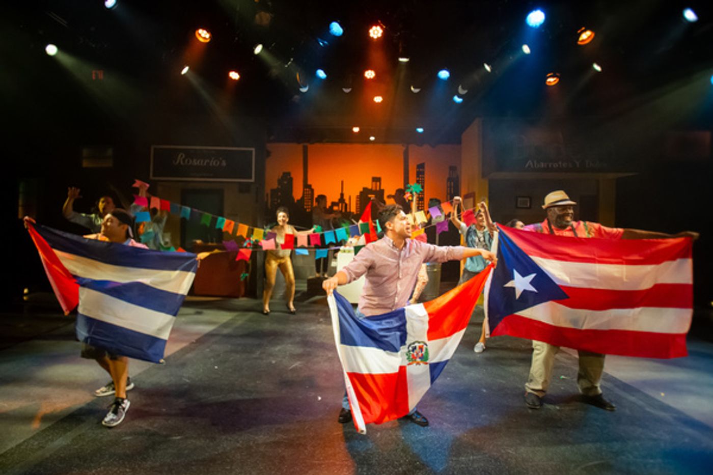 Photo Flash: IN THE HEIGHTS Turns Up The Heat At Crown Center  Image