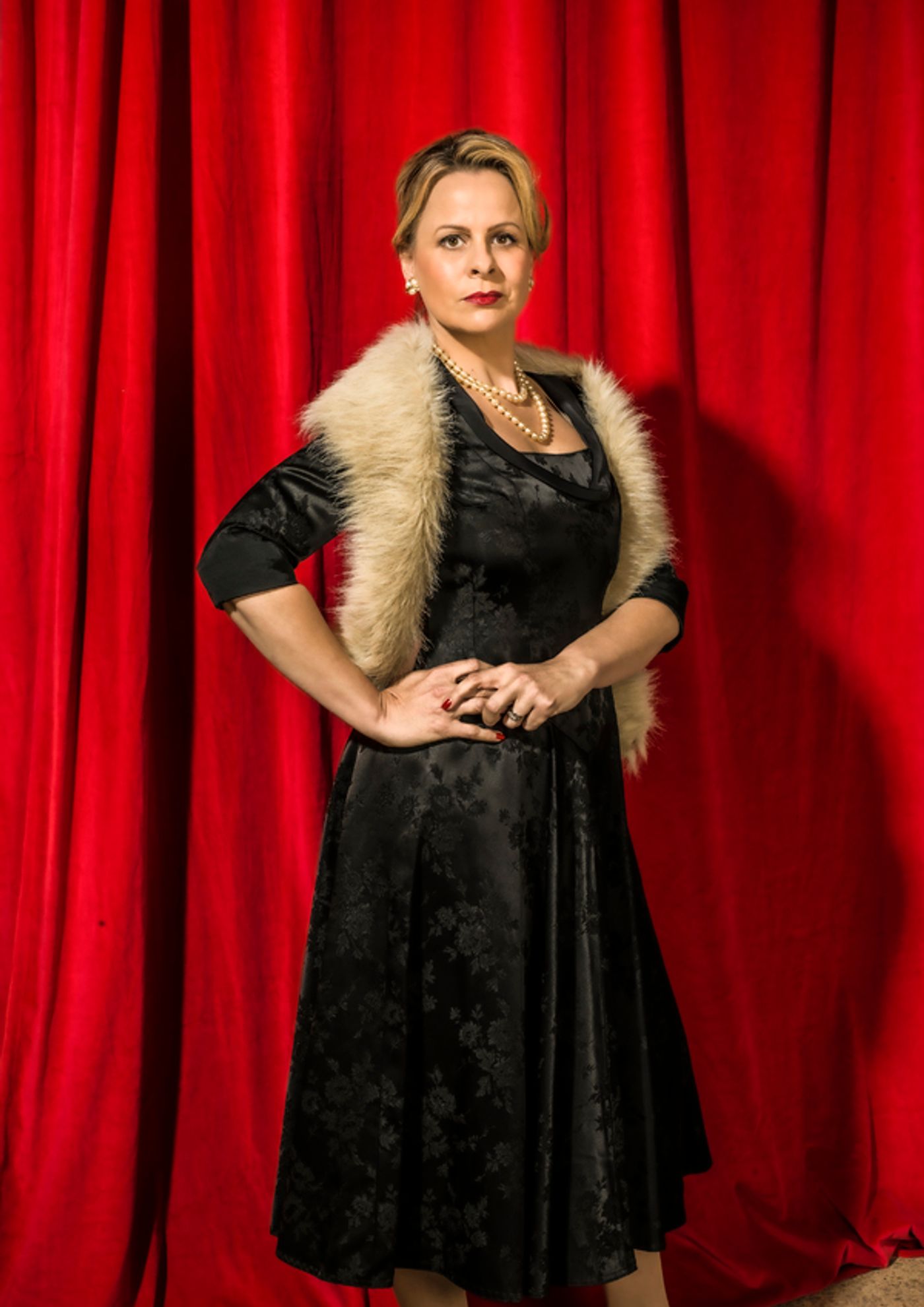 Photo Flash: Meet the Cast of CURTAINS at Wolverhampton Grand Theatre  Image