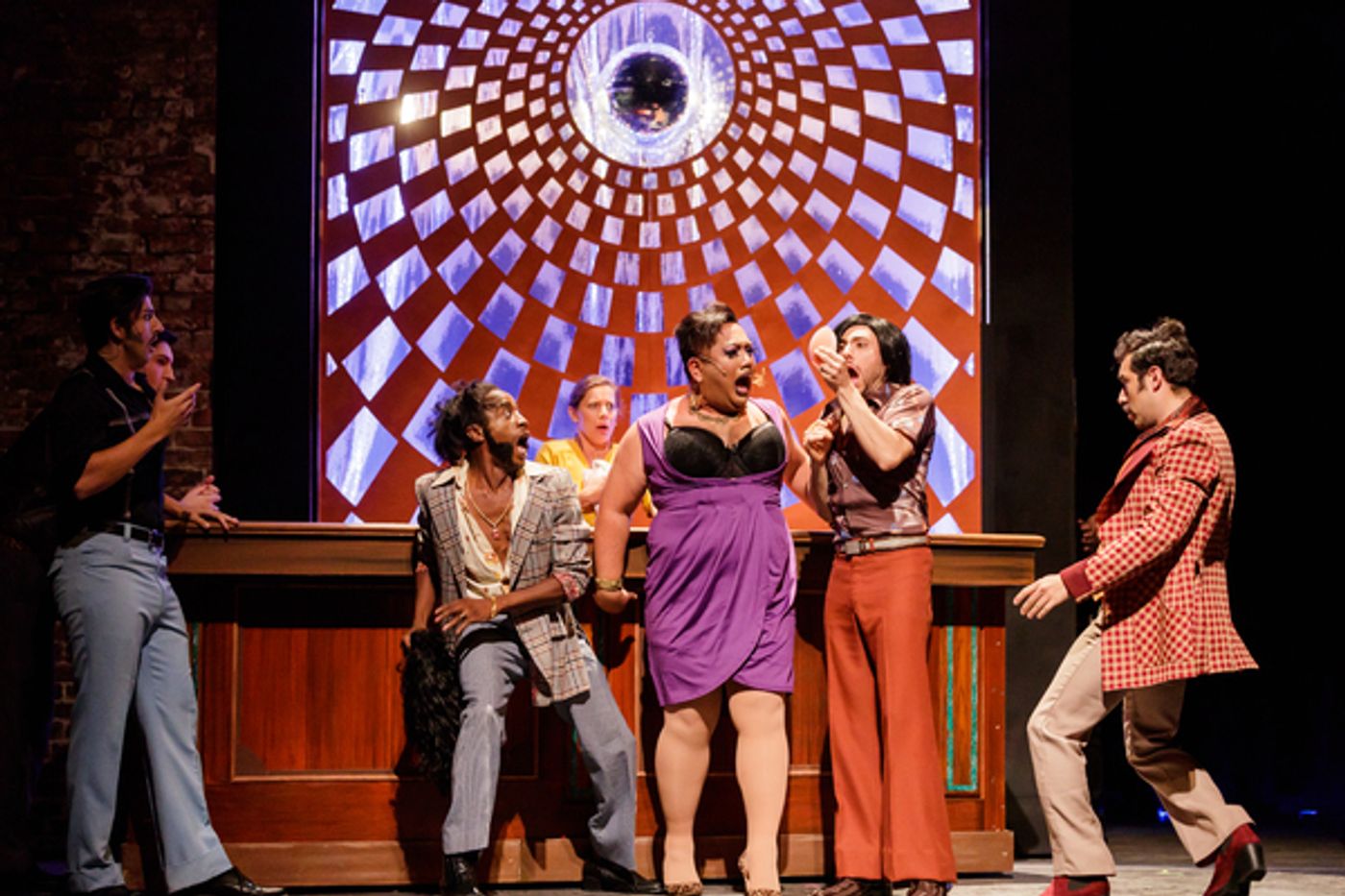 Photo Flash: SISTER ACT At Fox Theatre Is Fabulous, Baby!  Image