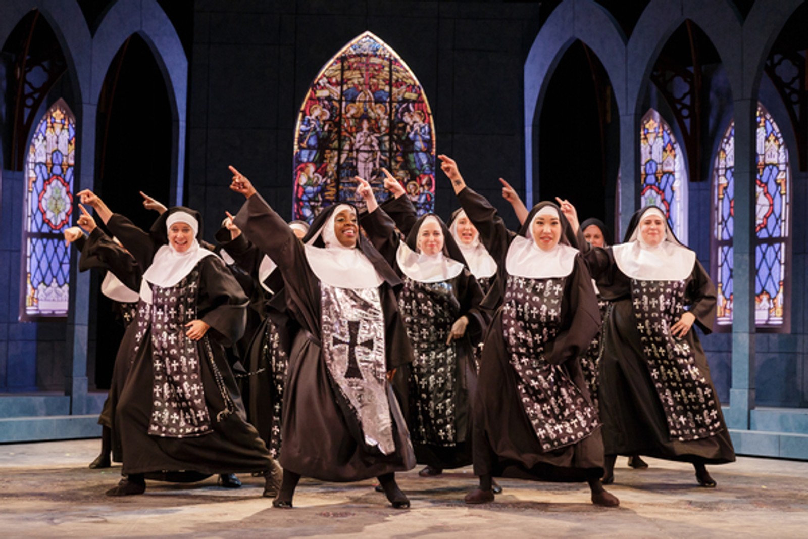 Photo Flash: SISTER ACT At Fox Theatre Is Fabulous, Baby! — photo 2 of 20