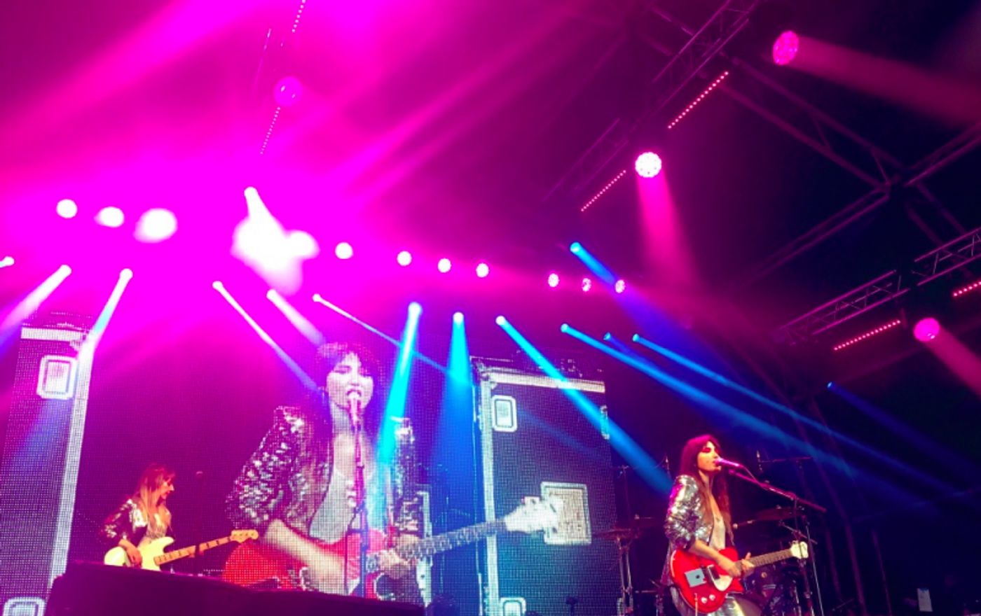 Review: PARTY AT THE PALACE, Linlithgow  Image