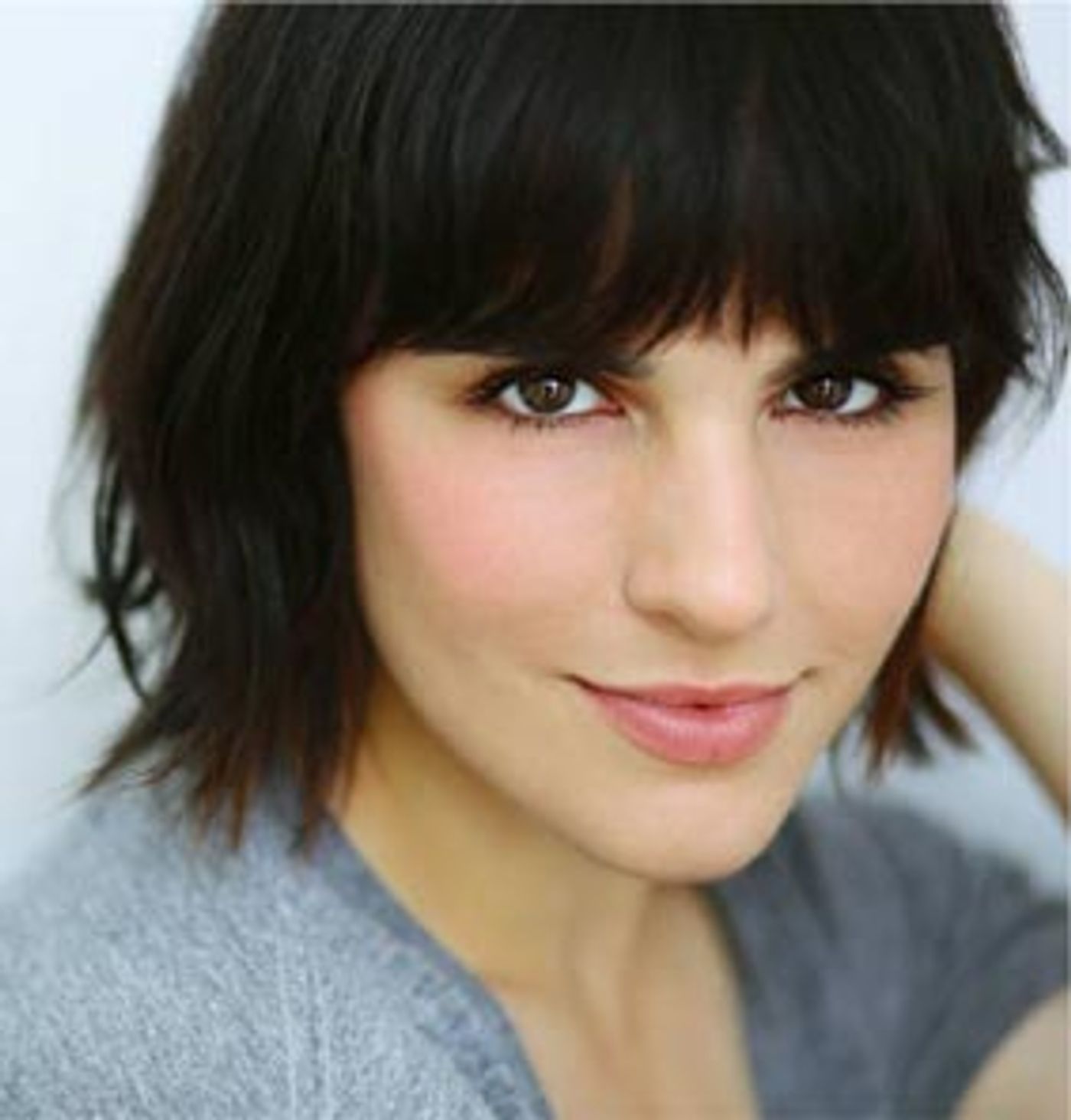 Meet the Current Cast of WAITRESS on Broadway!  Image