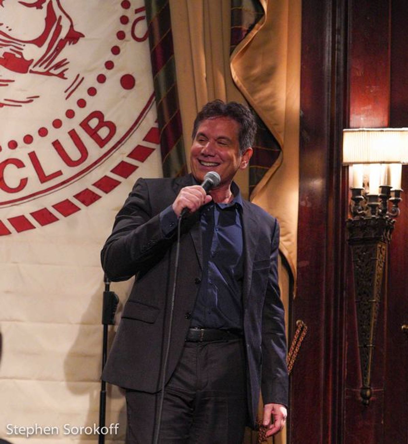 Review: Jamie deRoy and friends Play The Friars Club  Image
