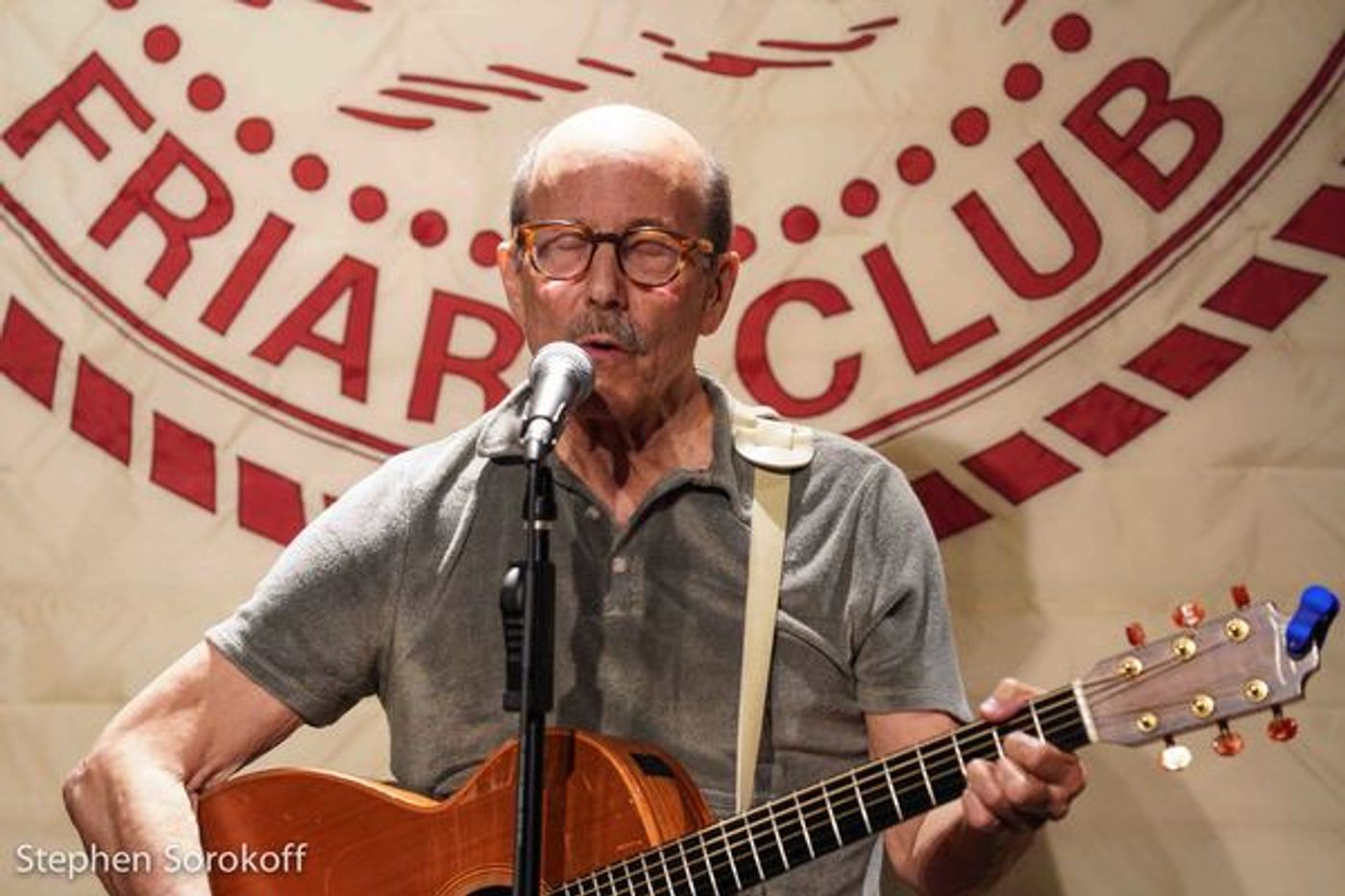 Review: Jamie deRoy and friends Play The Friars Club  Image