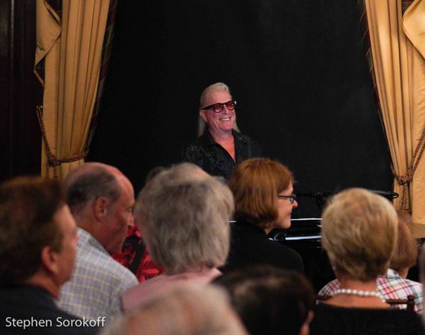 Review: Jamie deRoy and friends Play The Friars Club  Image