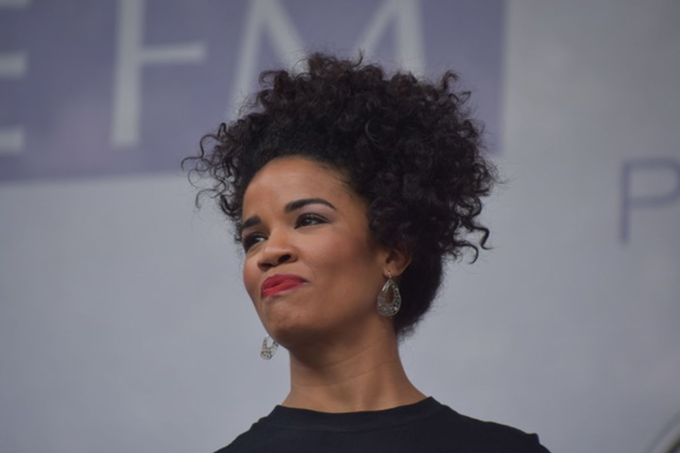 Photo Coverage: Casts of TOOTSIE, MEAN GIRLS and More Sing Out in Bryant Park!  Image