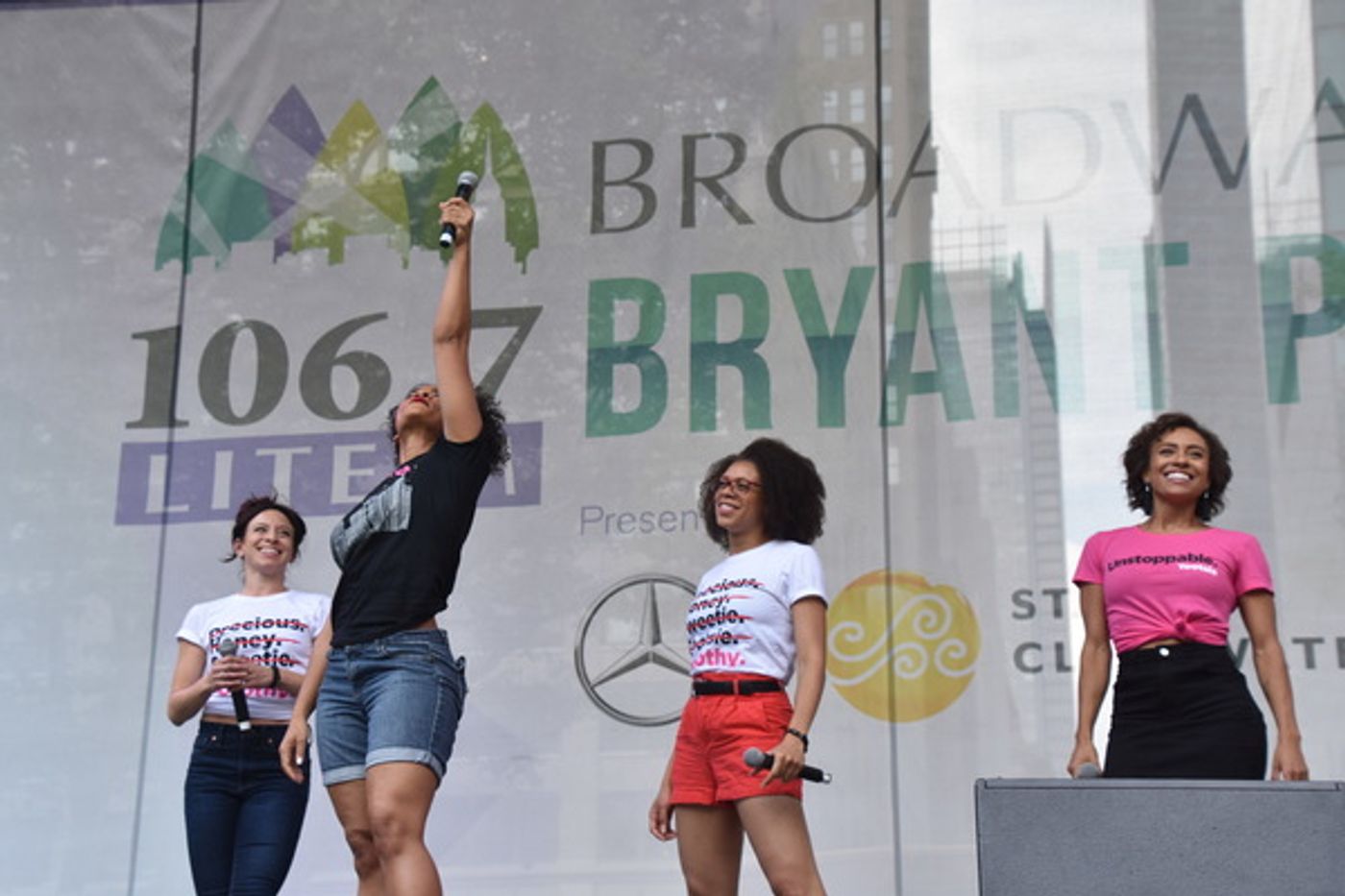 Photo Coverage: Casts of TOOTSIE, MEAN GIRLS and More Sing Out in Bryant Park!  Image