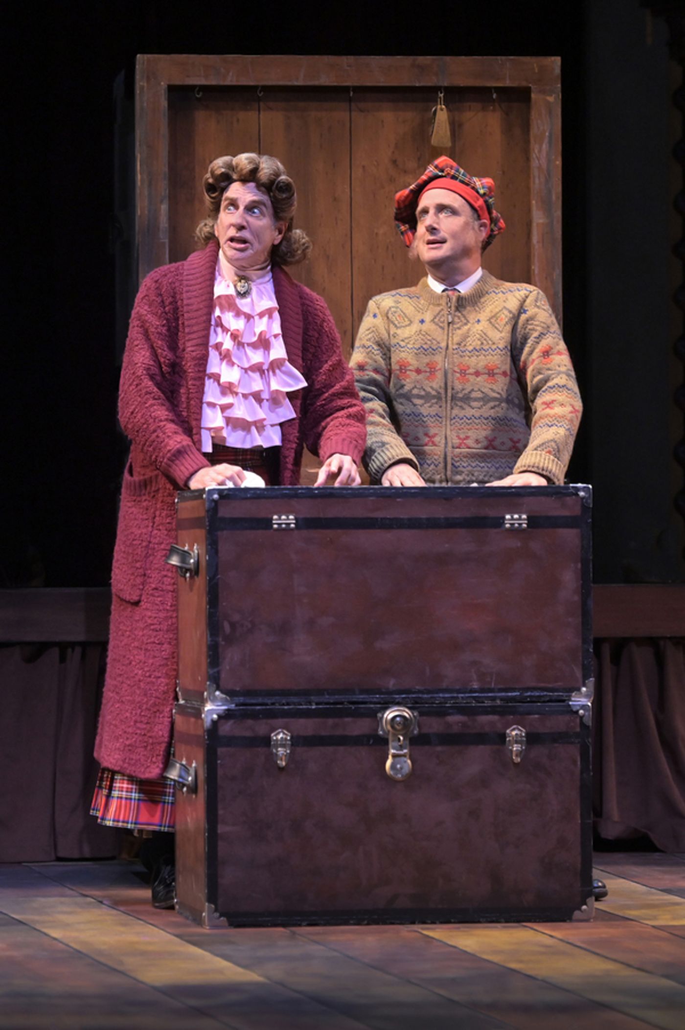 Photo Flash: First Look at TheatreWorks' THE 39 STEPS  Image