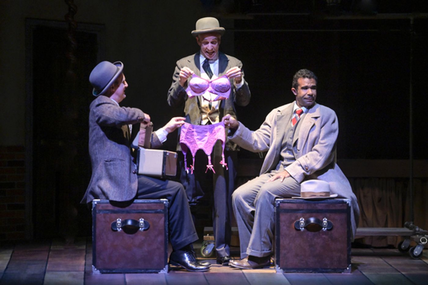 Photo Flash: First Look at TheatreWorks' THE 39 STEPS  Image