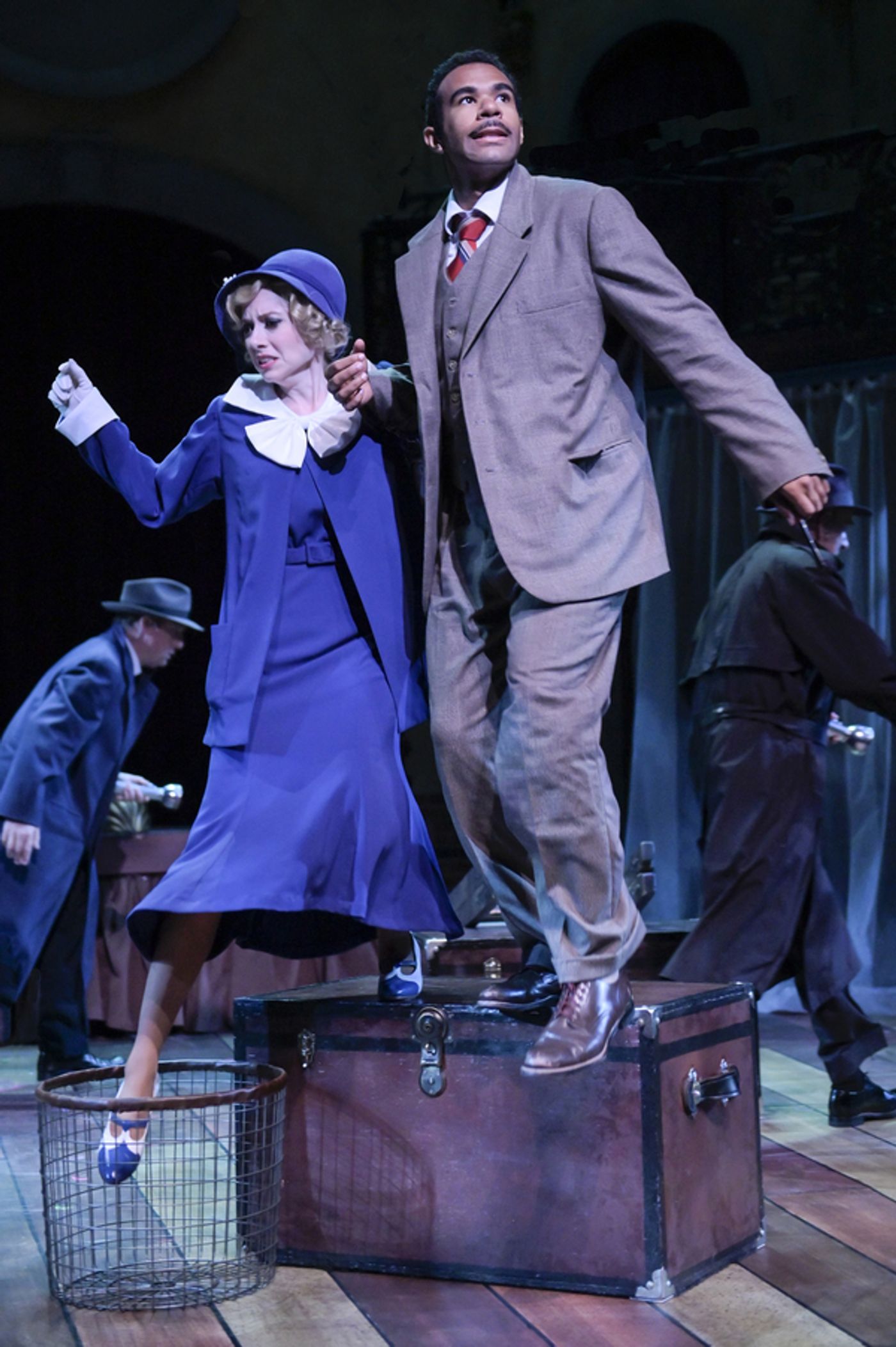 Photo Flash: First Look at TheatreWorks' THE 39 STEPS  Image
