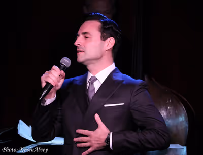 Max von Essen Photo