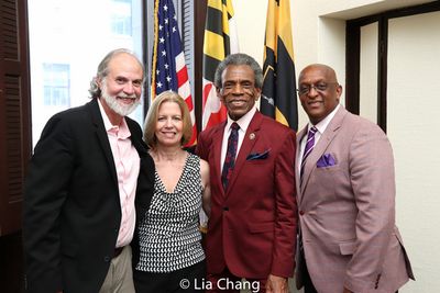 Ken Melamed, Liza Streb Melamed, Andre De Shields, Mayor Jack Young Photo