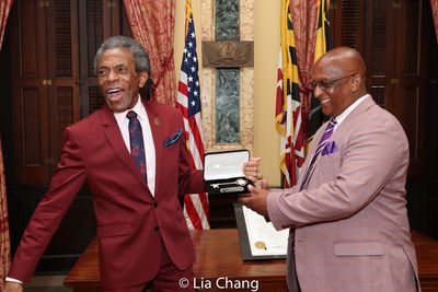 Andre De Shields receives the Key to the City of Baltimore from Mayor Jack Young in t Photo