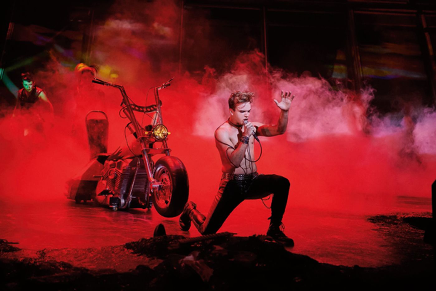 Photo Flash: Get A First Look At Jim Steinman's BAT OUT OF HELL - The Musical in Oberhausen Photo Flash: Get A First Look At Jim Steinman's BAT OUT OF HELL - The Musical in Oberhausen Image