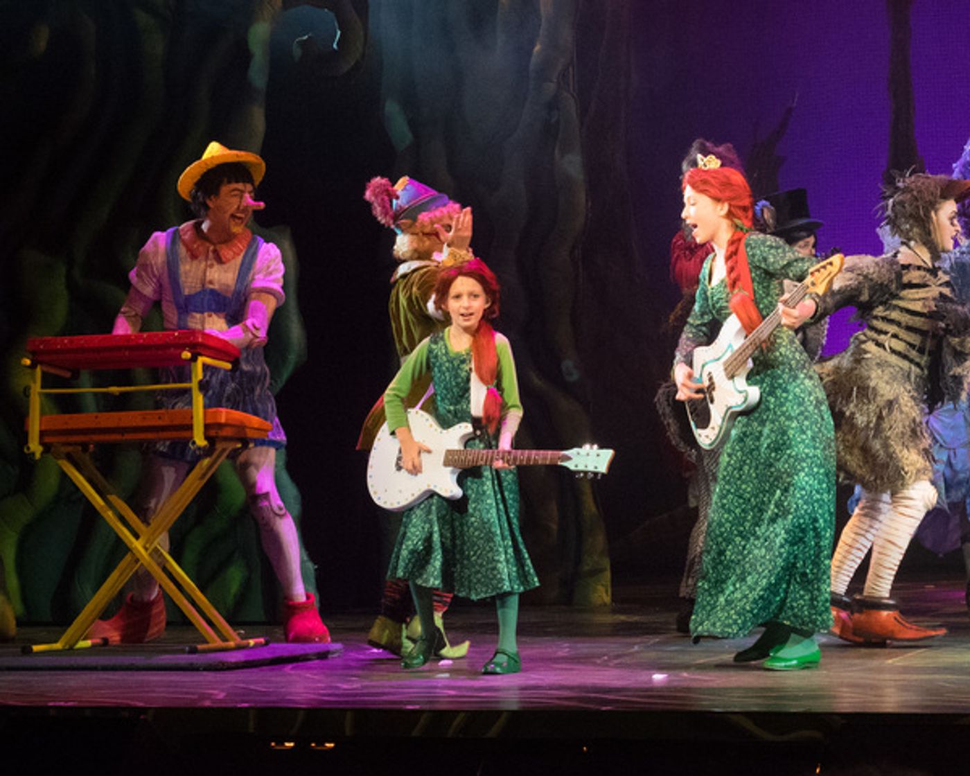 Photo Coverage: Curtain Call And Meet And Greet Of 3-D Theatricals' SHREK Photo Coverage: Curtain Call And Meet And Greet Of 3-D Theatricals' SHREK Image