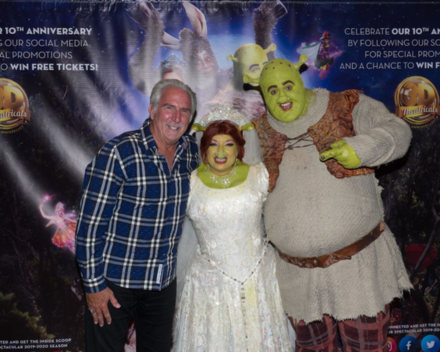 Photo Coverage: Curtain Call And Meet And Greet Of 3-D Theatricals' SHREK Photo Coverage: Curtain Call And Meet And Greet Of 3-D Theatricals' SHREK Image