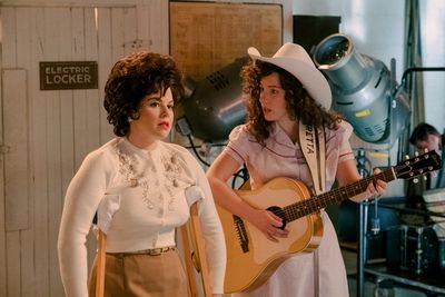  Megan Hilty and Jessie Mueller Photo