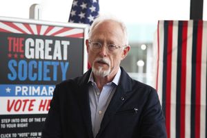 Robert Schenkkan Photo