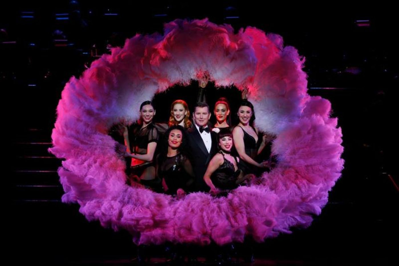 Review: Broadway's Longest Running Musical Revival, CHICAGO Returns To Sydney With An Interesting Twist On The Villianous Duo Of Dames.  Image