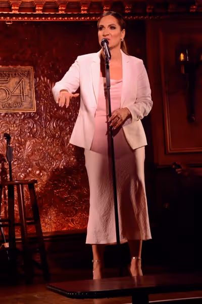 Shoshana Bean Photo
