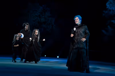 Isabelle Romero, Hasaan Bailey, Kelly Campbell, and Roger Bart Photo