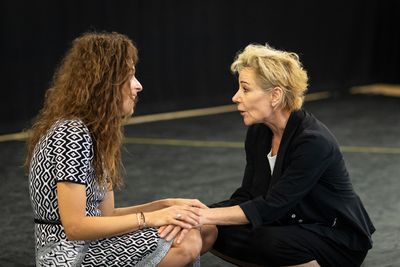 Zrinka Cvitesic and Zoe Wanamaker Photo
