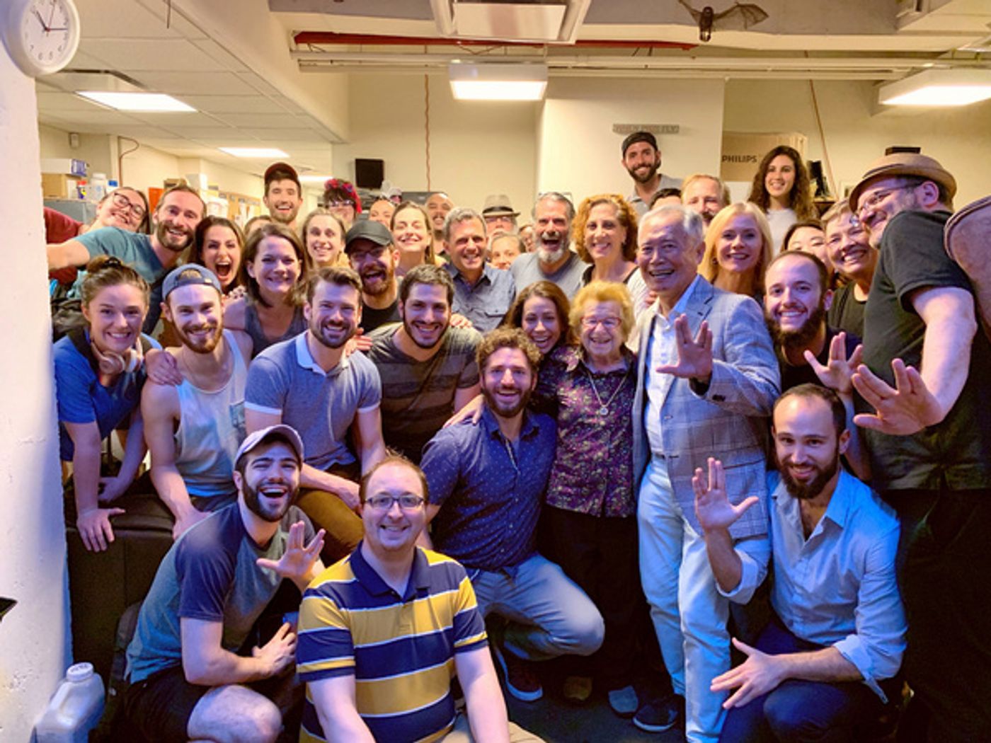 Photo Flash: George Takei Visits FIDDLER ON THE ROOF IN YIDDISH  Image