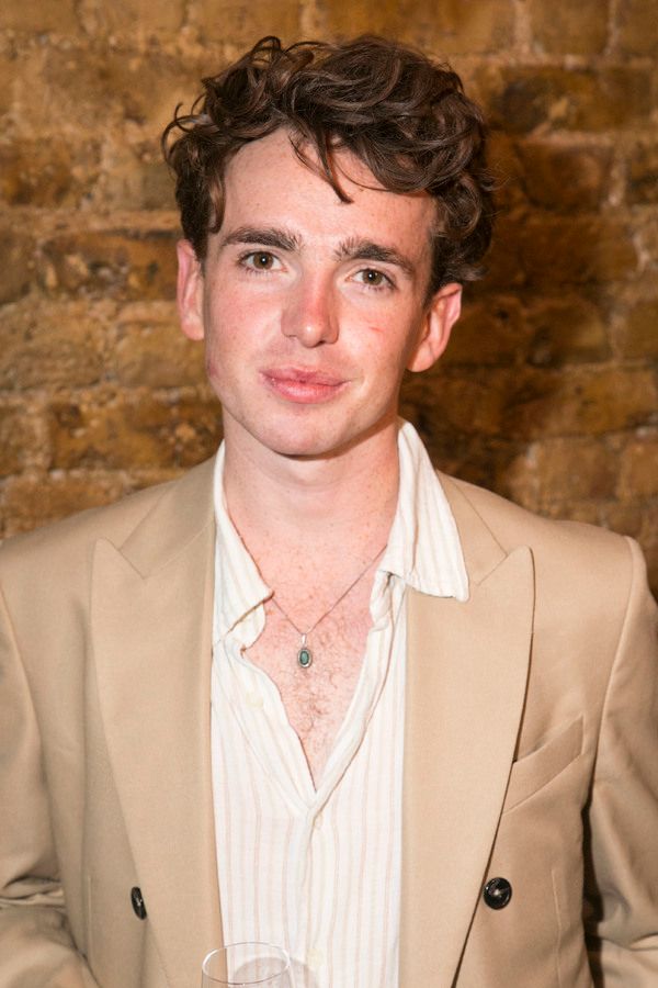 Laurie Kynaston (Nicolas) Photo