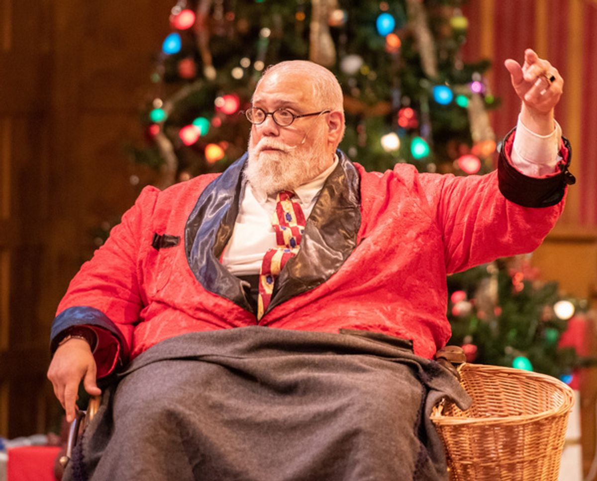 Edward Fernandez as Sheridan Whiteside. at 