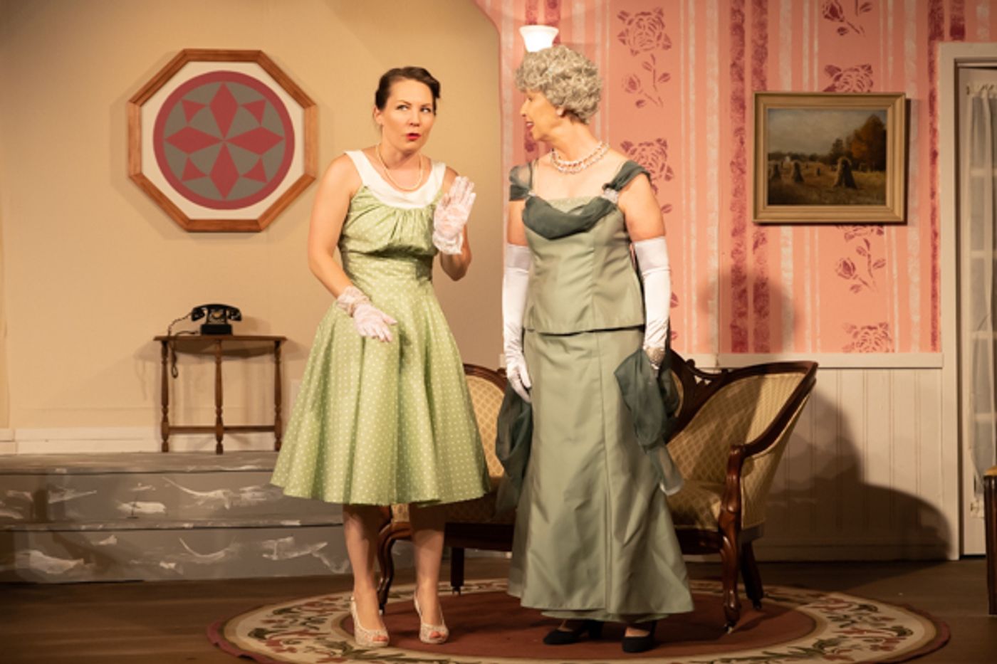 Photo Coverage: First Look at Curtain Players' LEADING LADIES  Image